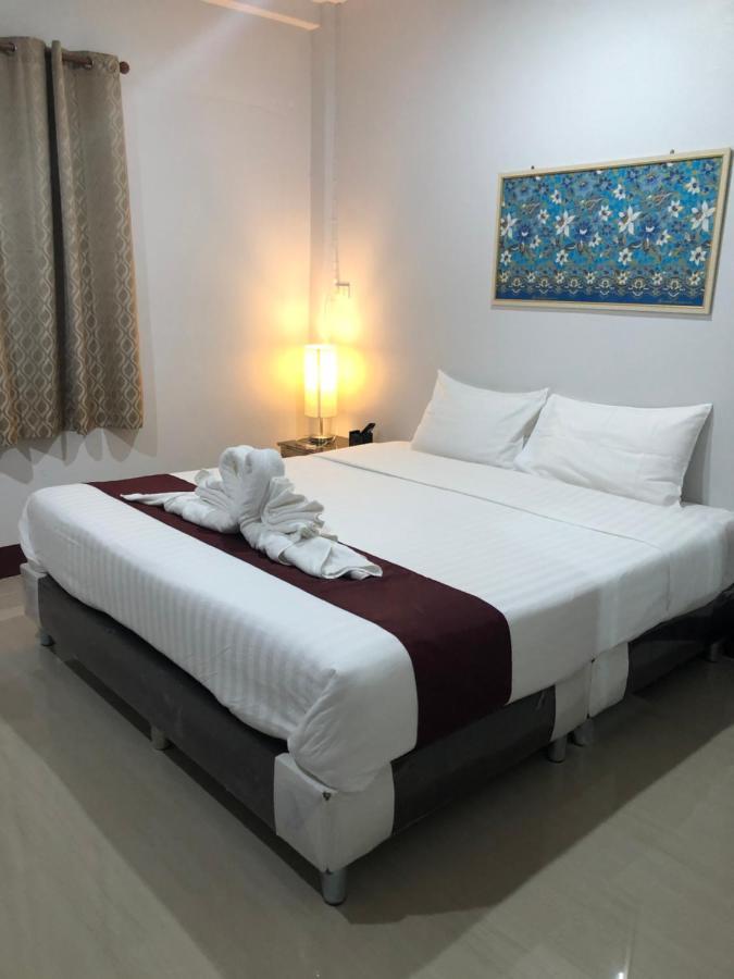Y&N House Hotel Prachuap Khiri Khan Luaran gambar