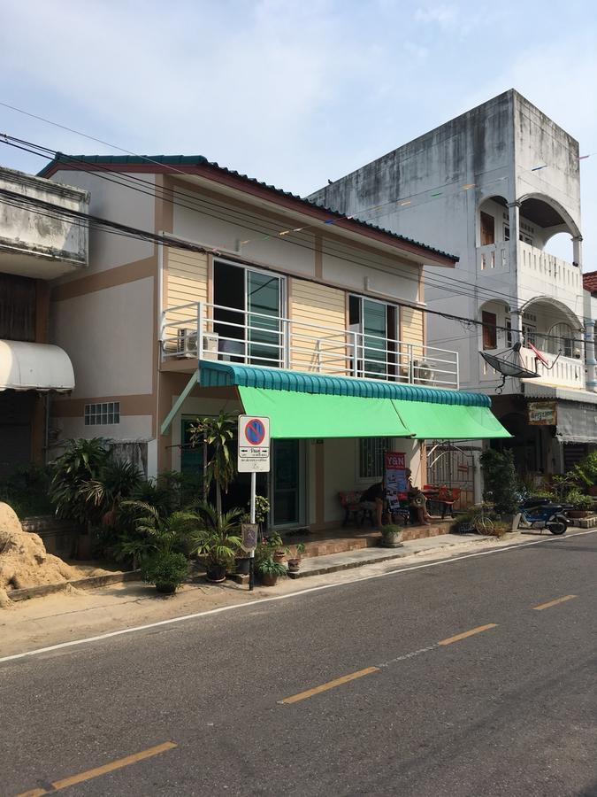 Y&N House Hotel Prachuap Khiri Khan Luaran gambar